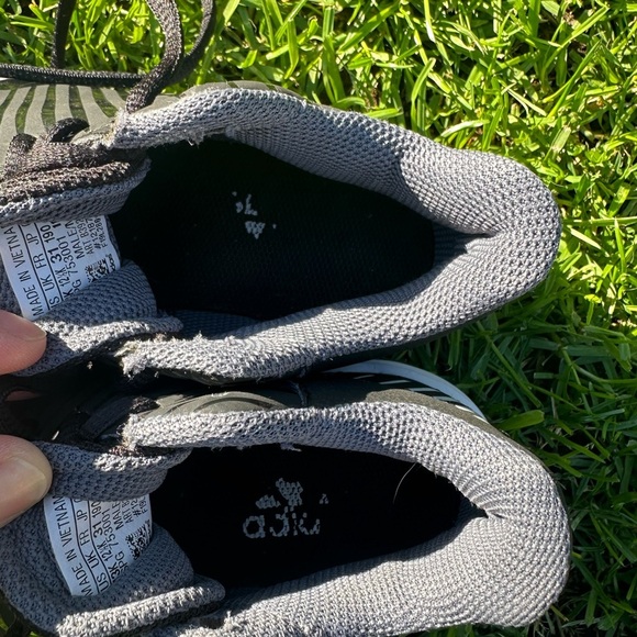 Adidas softball/baseball cleats, size 13 youth - Picture 5 of 6